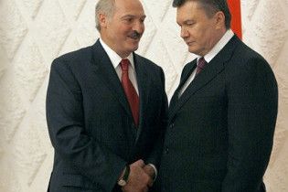 У п’ятницю Янукович зустрінеться з Лукашенком