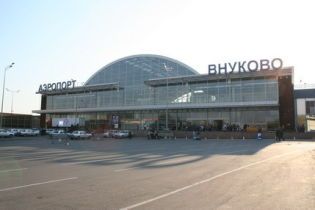 Диспетчери запобігли зіткненню літаків