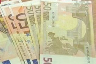 Євро подешевшало на 20 копійок