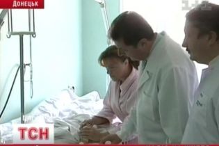 Донецькі лікарі борються за життя дівчинки з важкими опіками (відео)
