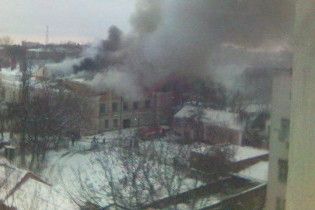 Усі пожежні Полтави гасили філармонію