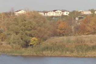 За рік в Україні продали майже 4 тис. га землі