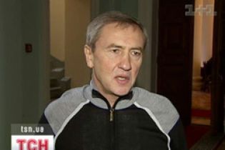 Зробити платними послуги ЖЕКів Черновецькому порадив Бог