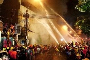 40 людей ледь не згоріли в торгівельному центрі Бангкоку