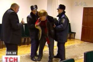 У Києві правоохоронці жорстоко побили літнього чоловіка