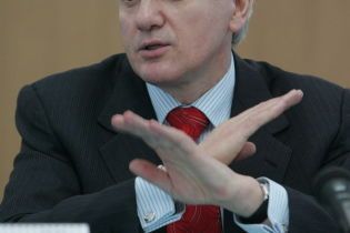 Литвин піде на вибори самостійно
