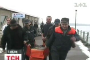 У Дніпропетровську рятували самогубця-невдаху