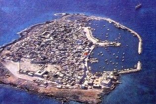 Росія активно готує сирійський порт Тартус для свого флоту