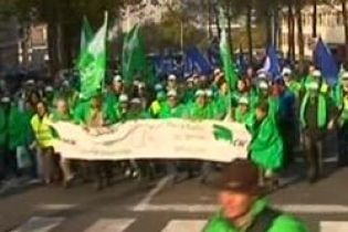 В Європі вимагають підвищення зарплати (відео)