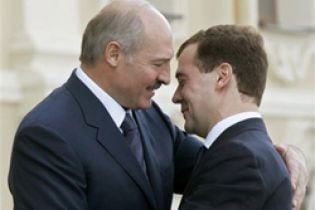 Мєдвєдєв та Лукашенко в квітні завітають до Києва