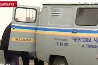 Людина загинула у вікні храму (відео)