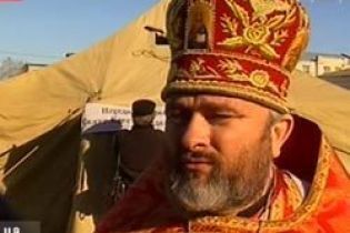 На Житомирщині борються за церкву (відео)