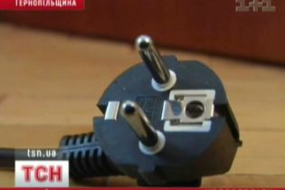 Однорічна дитина померла від удару струмом (відео)