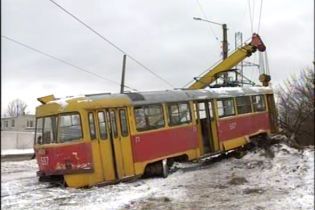 У Львові обмежили рух трамваїв та тролейбусів, щоб економити кошти