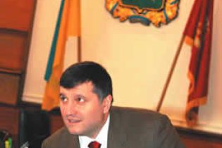 Аваков проти донецьких зон