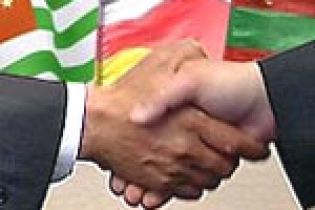 Невизнані республіки об'єднуються