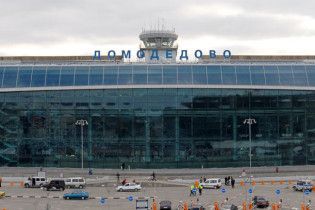 У московському аеропорту Домодєдово пасажир захопив літак