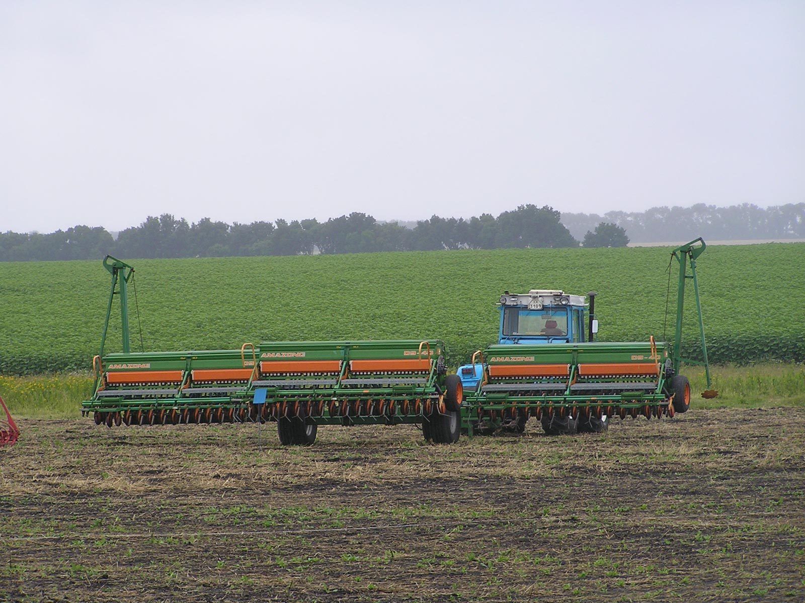Аграрії