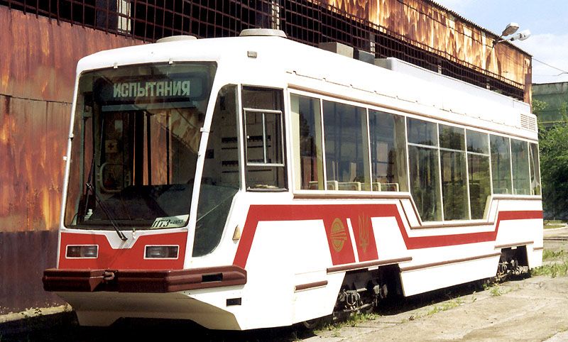 Трамвай на території Луганськтепловоз (Фото: transport.kuban.info)