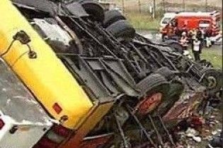 У Дніпропетровську зіткнулися два автобуси: є поранені