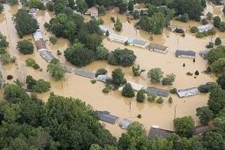 Повені в США вже призвели до 10 жертв