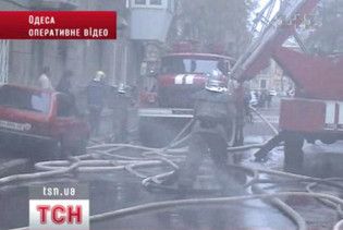 В Одесі горіла чайна фабрика