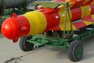 Пентагон розробляє авіабомби для знищення іранських та корейських бункерів