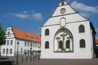 Невідомий відкрив стрілянину в німецькій школі: 10 поранених