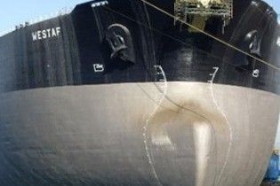 Пірати напали на танкер з українцями