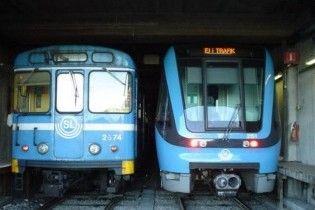 Шведські робочі пробурили метро і пошкодили поїзд