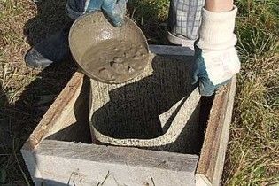Бізнесмен забетонував в офісі труп компаньйона, потім наклав на себе руки