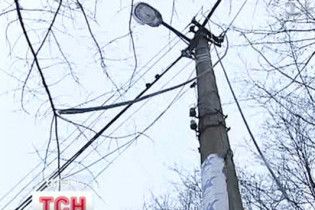 В Україні знеструмлено 941 населений пункт
