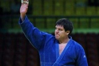 Розшукуваний за вбивство чемпіон з дзюдо здався міліції