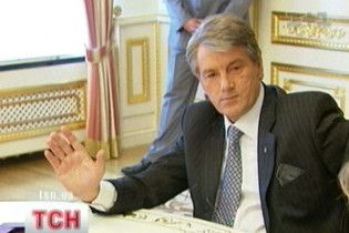 Ющенко оскаржив рішення суду про звільнення його губернаторів