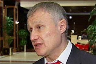 Суркіс: у таку спеку не можна грати в футбол