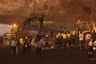 На Канарах через зсув на пляжі загинули дві британки