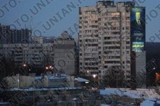 У Харкові досі не прибрали передвиборчу агітацію за кандидатів