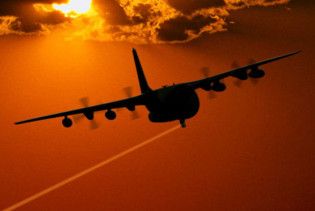 Військовий підрозділ Boeing провів успішні випробування бойового лазера