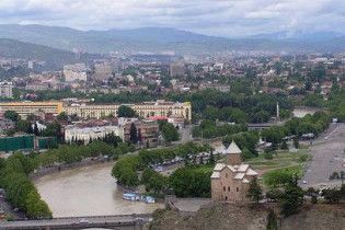 Десятки тисяч грузин залишилися без світла в Тбілісі через вибух на ТЕЦ