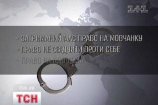 Затримані українці фактично не мають право на адвоката