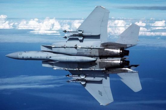 Винищувач F-15 (Фото: www.aerospaceweb.org)