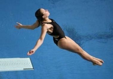 Стрибки у воду