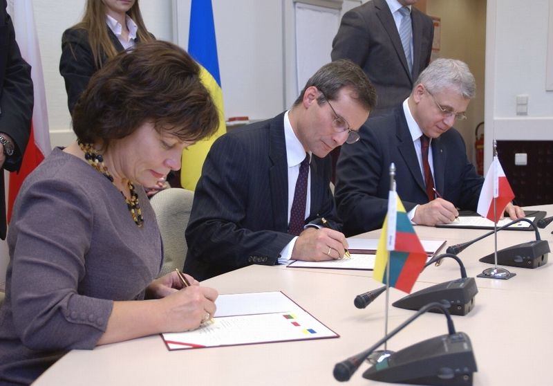 Підписання документу про створення ЛитПолУкрбригу
