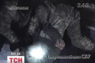 Виборчі дільниці на Луганщині "замінував" колишній міліціонер