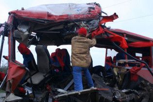 У Дагестані автобус зіткнувся з КамАЗом: 6 загиблих