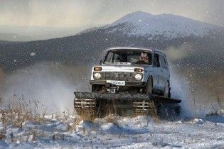 У Росії створили гібрид автомобіля і танка