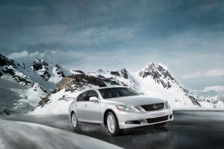 Повноприводний "Лексус GS 350" в офіційній дилерській мережі