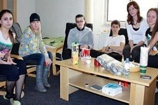 Російських студентів закрили в аеропорту Чехії і відібрали шенген