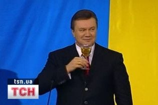 Янукович займеться створенням нової коаліції вже у п`ятницю