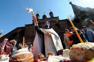 На Великдень київські чиновники розійдуться по церквах